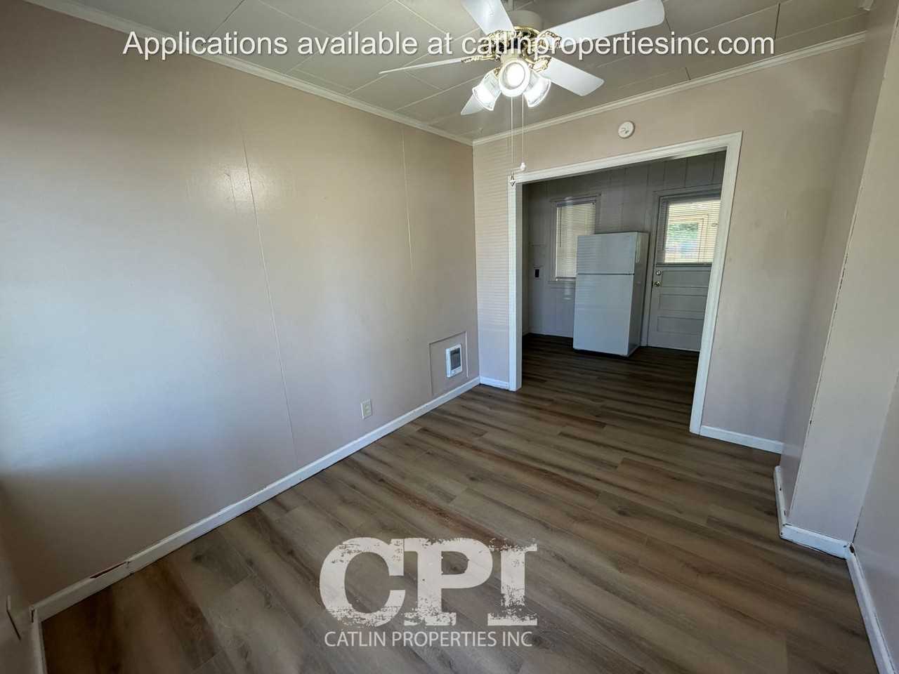 806 806 1/2 Ayers Duplex - Multi - Family - Photo 2 of 9