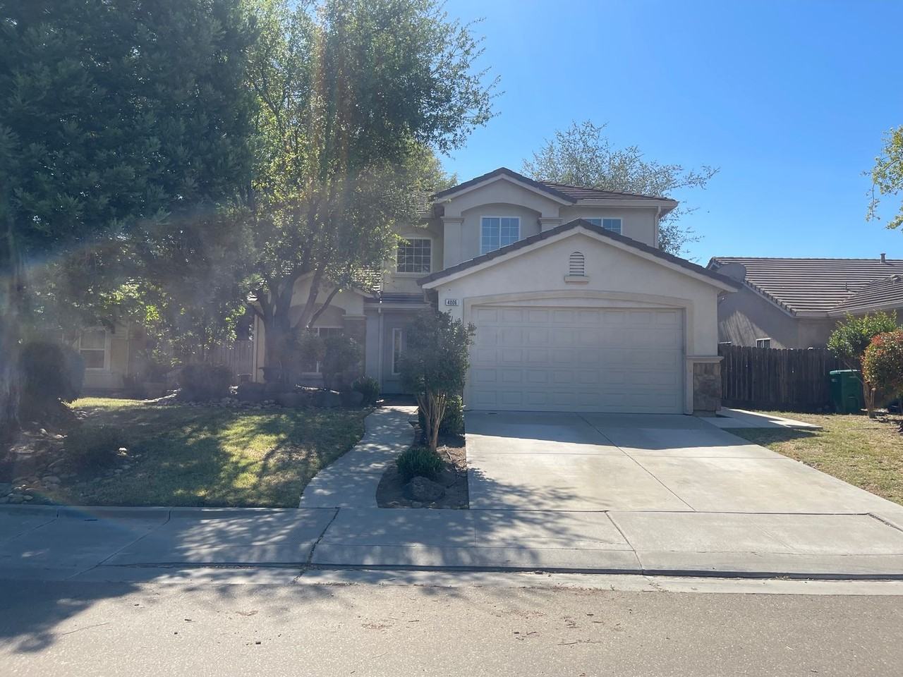 4006 Angelina Ln
