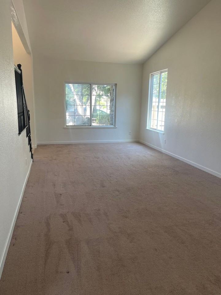 4006 Angelina Ln - Photo 4 of 16