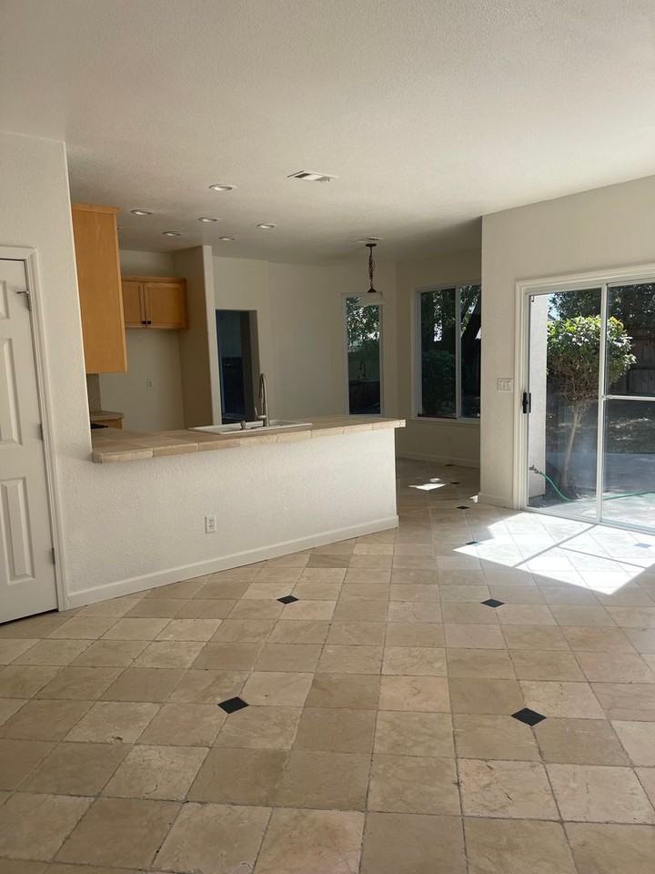 4006 Angelina Ln - Photo 6 of 16