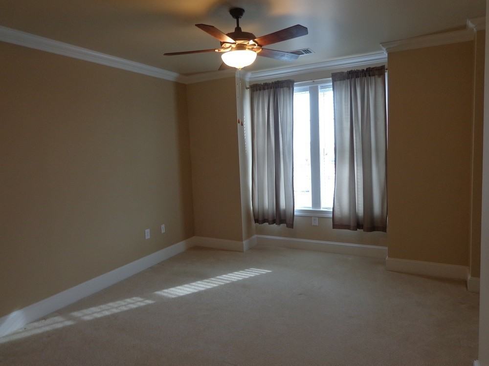 4500 Pretty Lake Ave - Photo 7 of 15