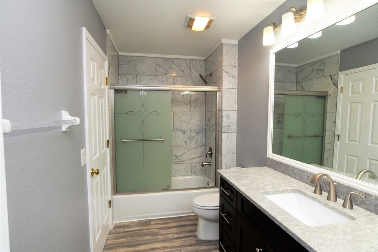 11018 Black Swan Ct - Photo 3 of 5