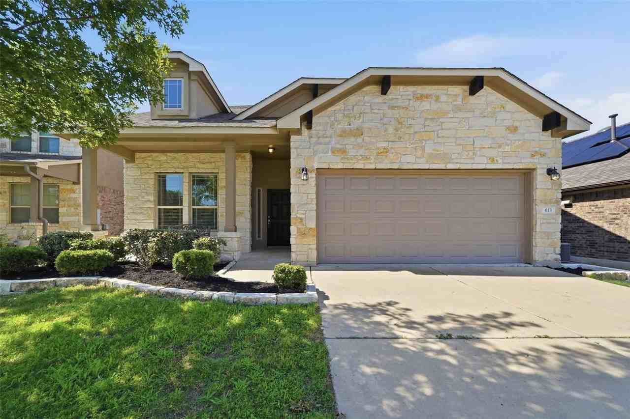 613 Longhorn Cavern Rd - Photo 2 of 38