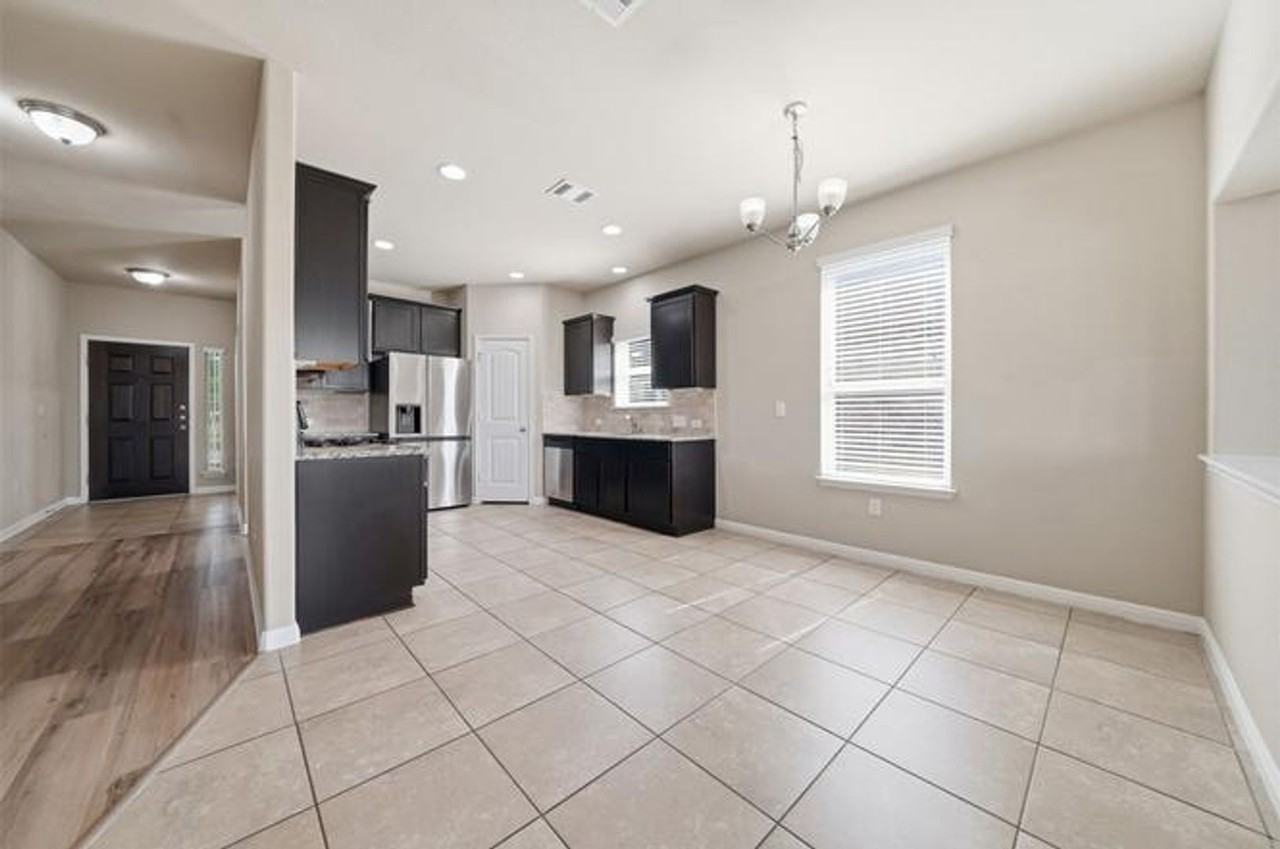 613 Longhorn Cavern Rd - Photo 7 of 38