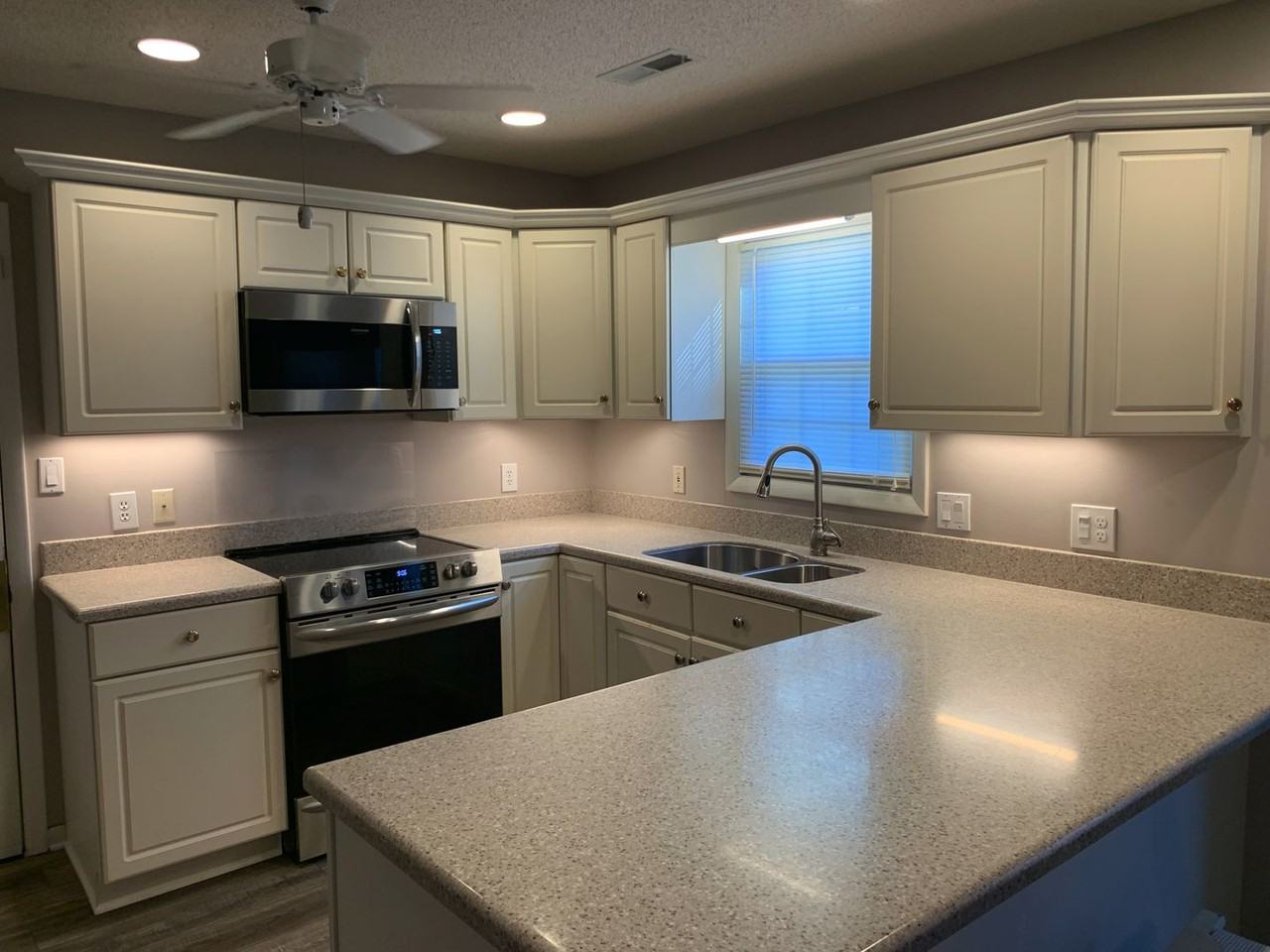 480 Shellbank Dr - Photo 4 of 25