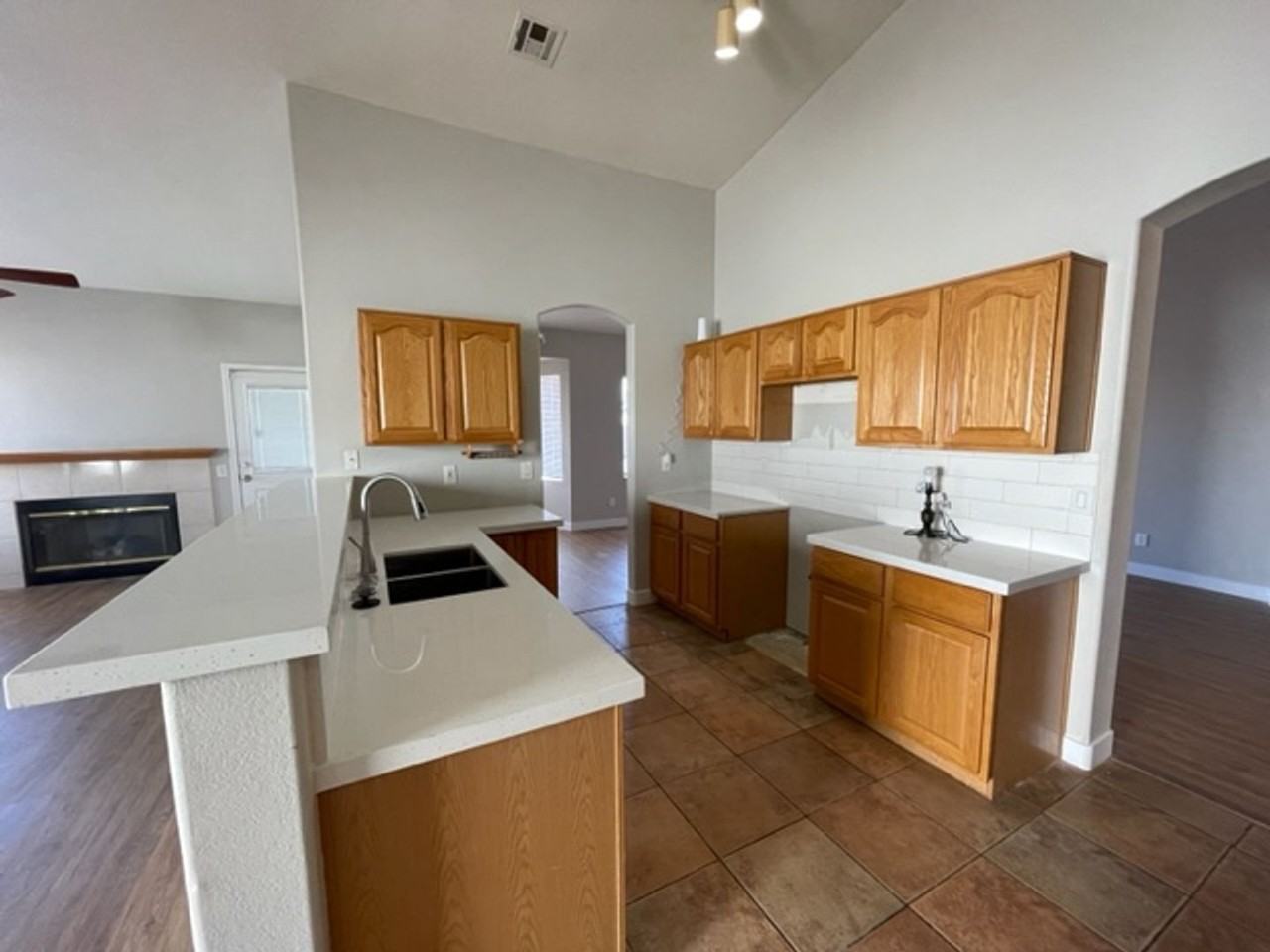4334 Yorkwood Dr - Photo 6 of 19