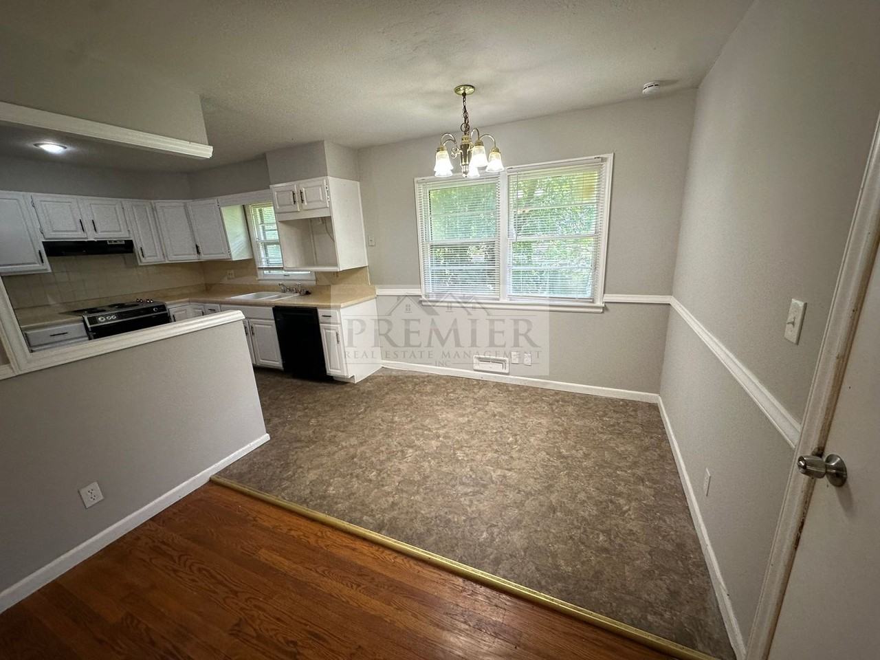 5312 Hunter St - Photo 3 of 17