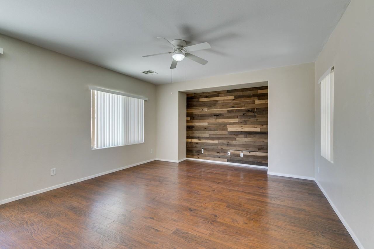 2925 Dowitcher Ave - Photo 5 of 45