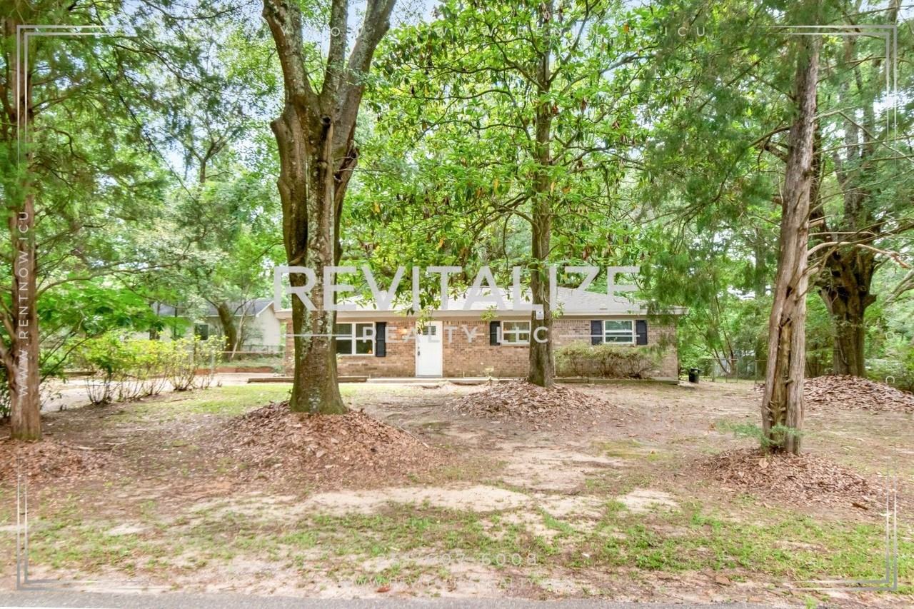 5628 Aljon Dr - Photo 4 of 26