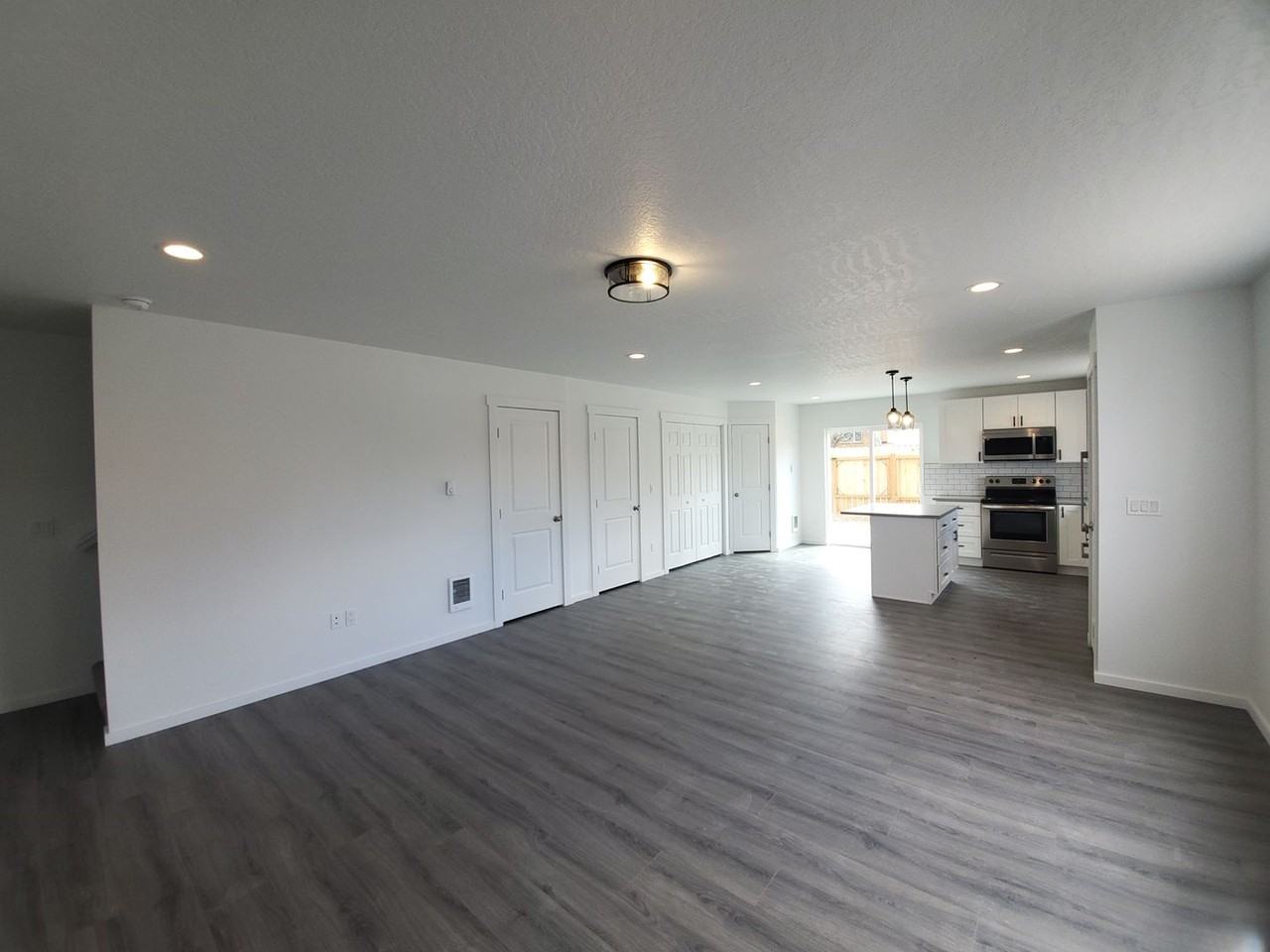 304 N Handy St - Photo 3 of 16