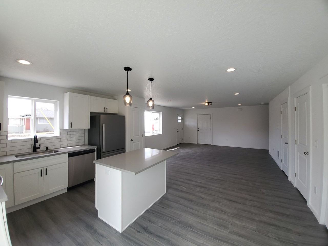 304 N Handy St - Photo 5 of 16