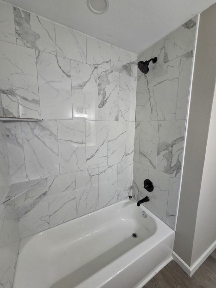 6632 Madison St - Photo 5 of 18