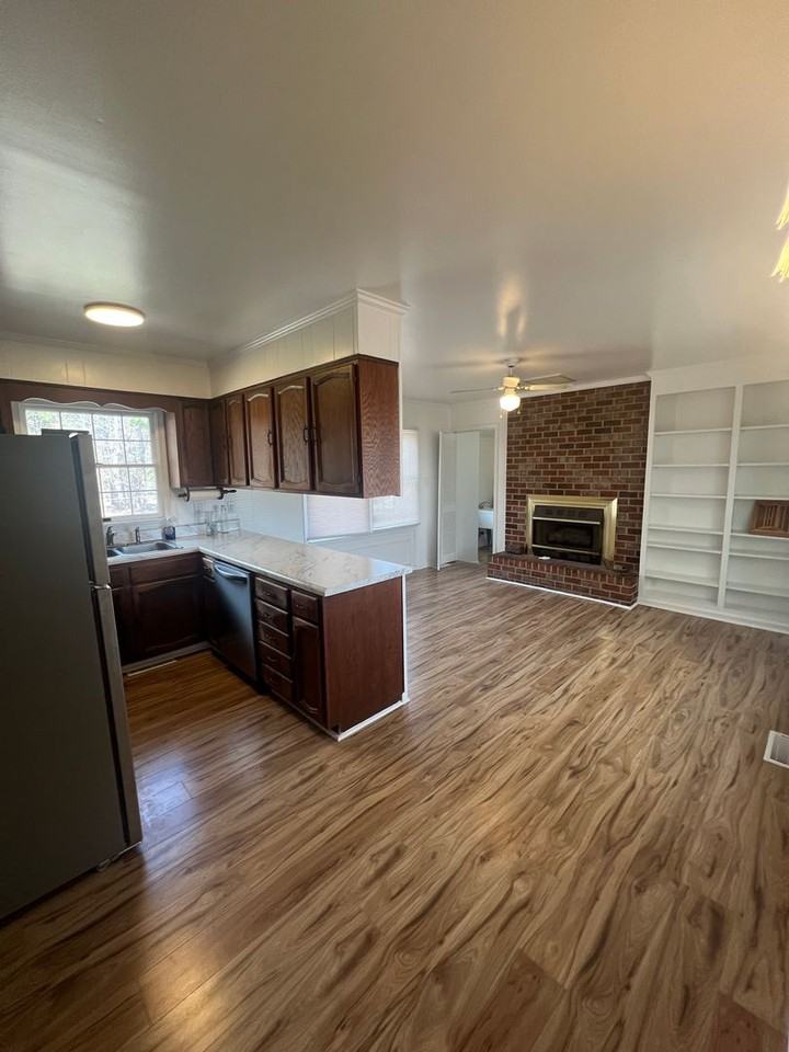 2810 2810 Tavern Rd - Photo 5 of 23