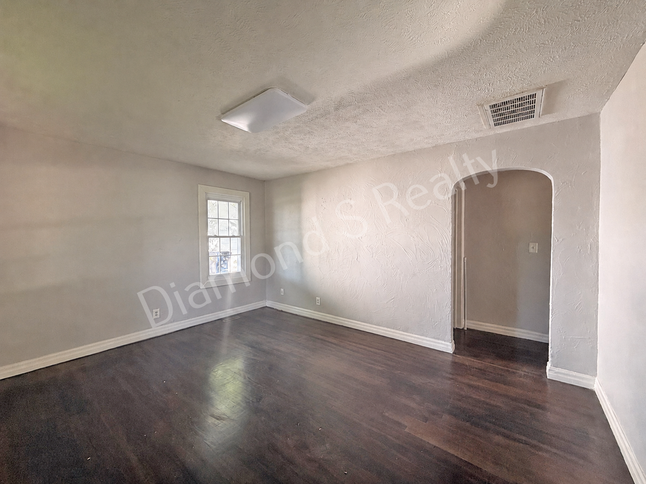 617 W Minota St - Photo 3 of 16