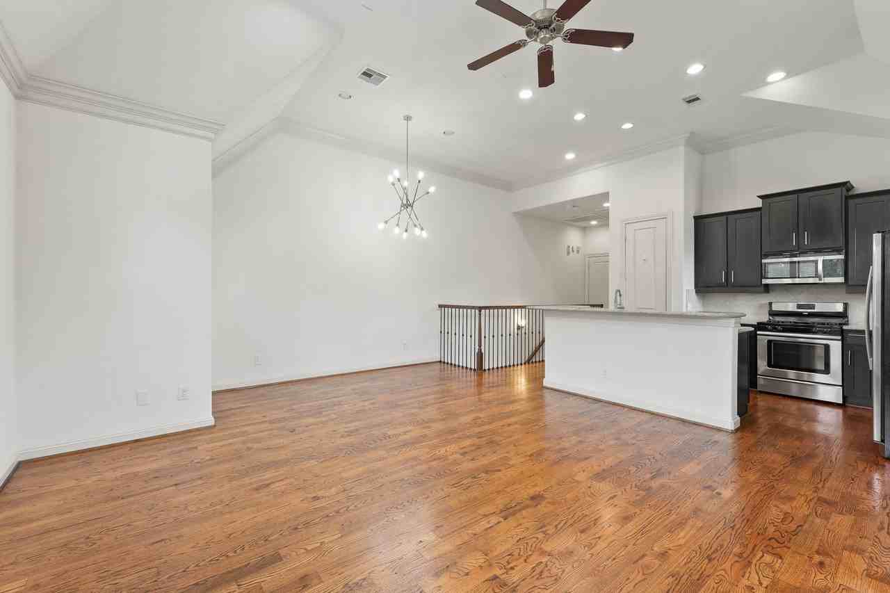 2305 Bastrop St #A - Photo 5 of 16