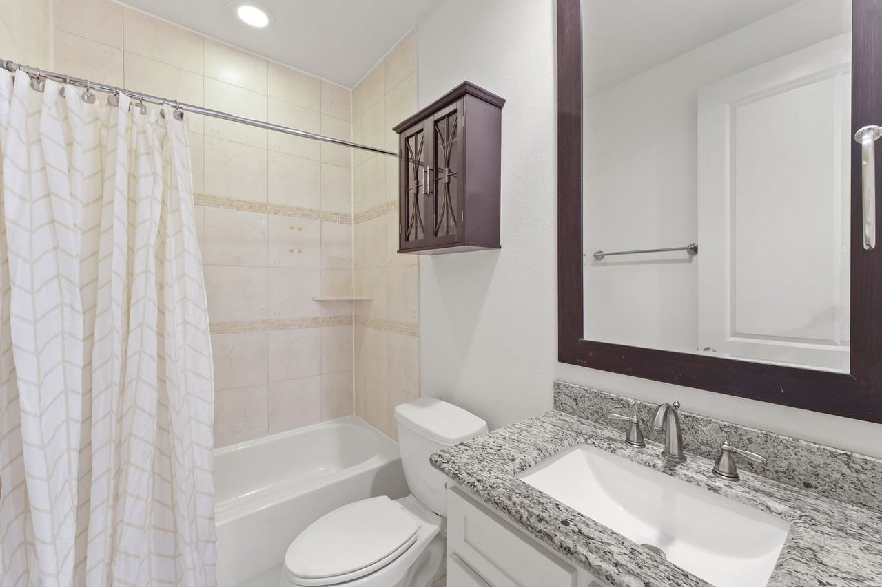 2305 Bastrop St #A - Photo 6 of 16