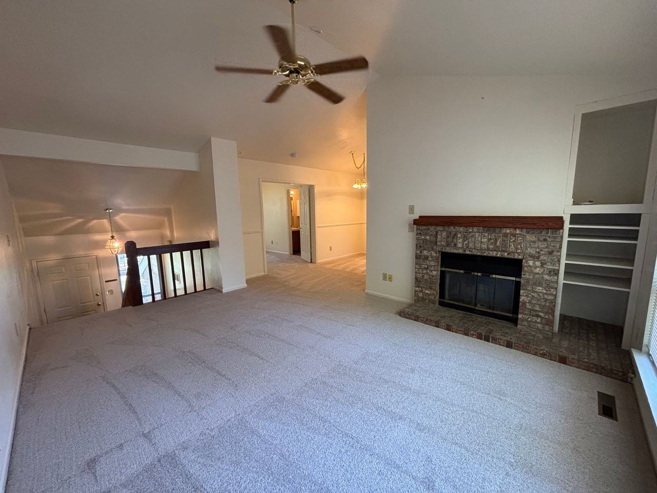 1047 Mirrormere Cir - Photo 2 of 24