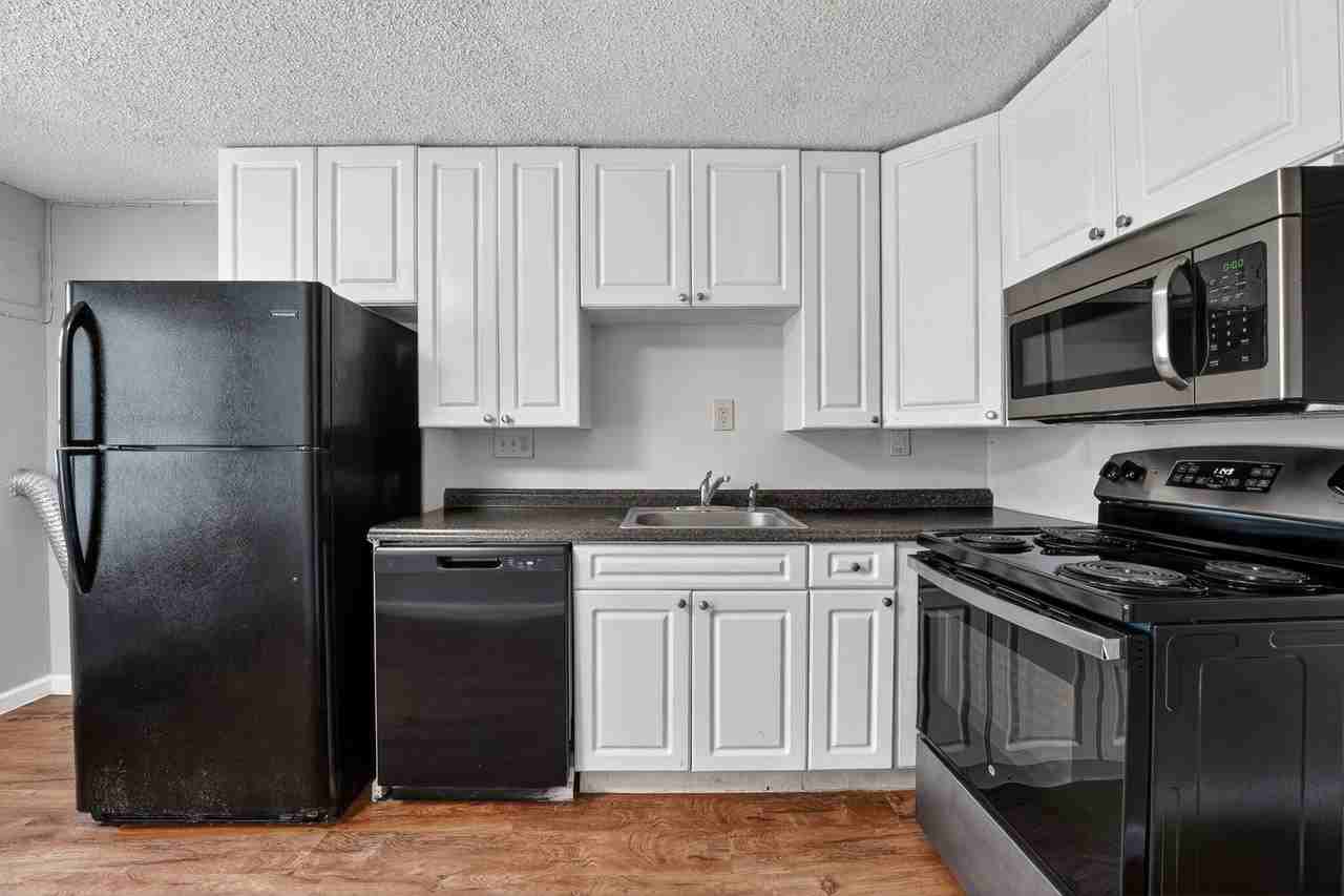 20600 Bonanza St #3 - Photo 7 of 22