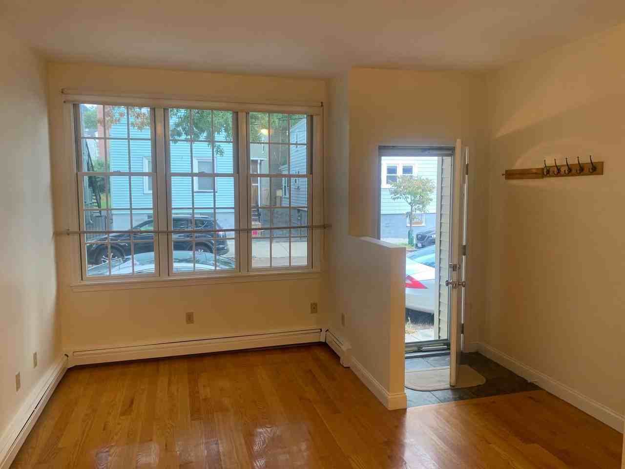 2 Hurley St - Photo 2 of 15