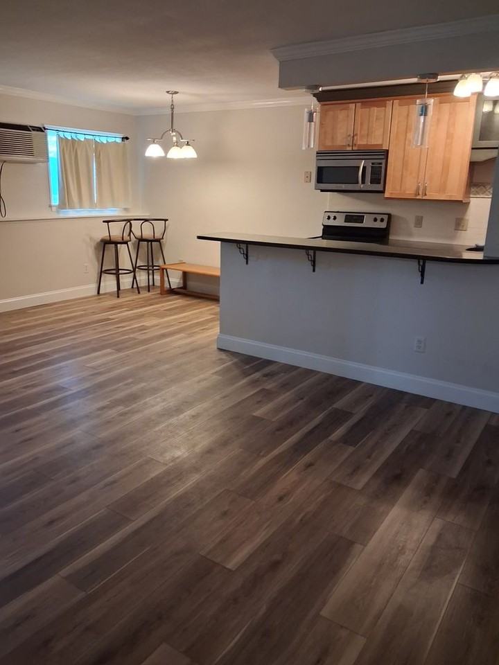 74 Barrett St - Photo 2 of 5