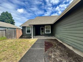 4063 Alameda Ave Ne - Photo 1 of 1