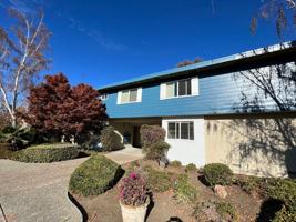 featured image of 2272 Latham St