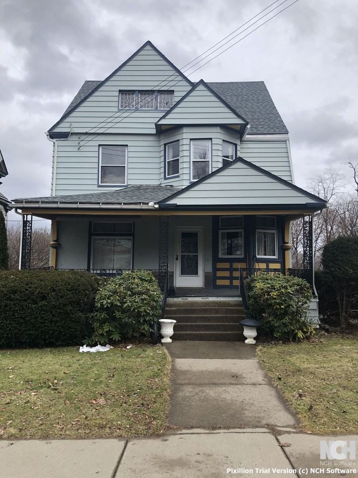 84 Chestnut St - Photo 2 of 7