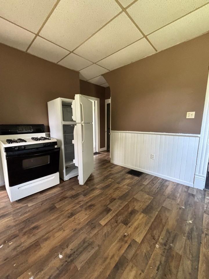 509 Martin St - Photo 6 of 10