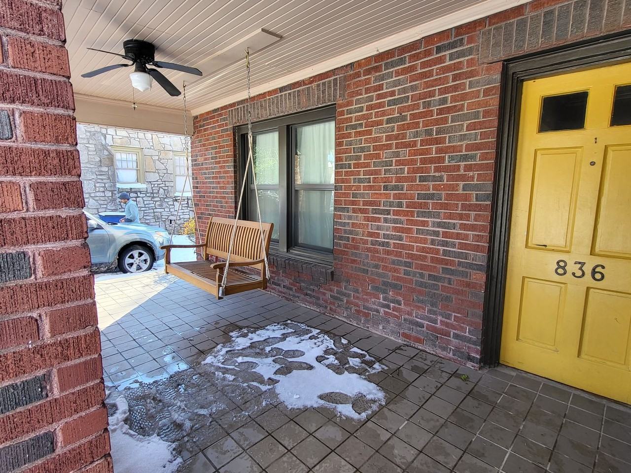 836 S Jamestown Ave - Photo 2 of 12