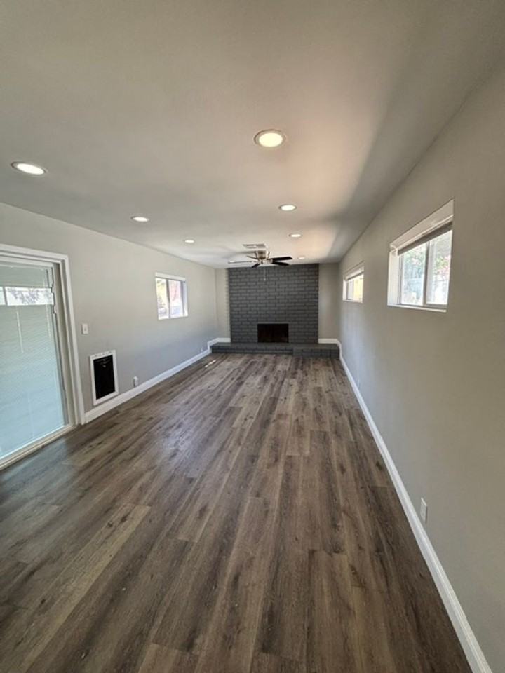 16025 Pescados Dr - Photo 3 of 19