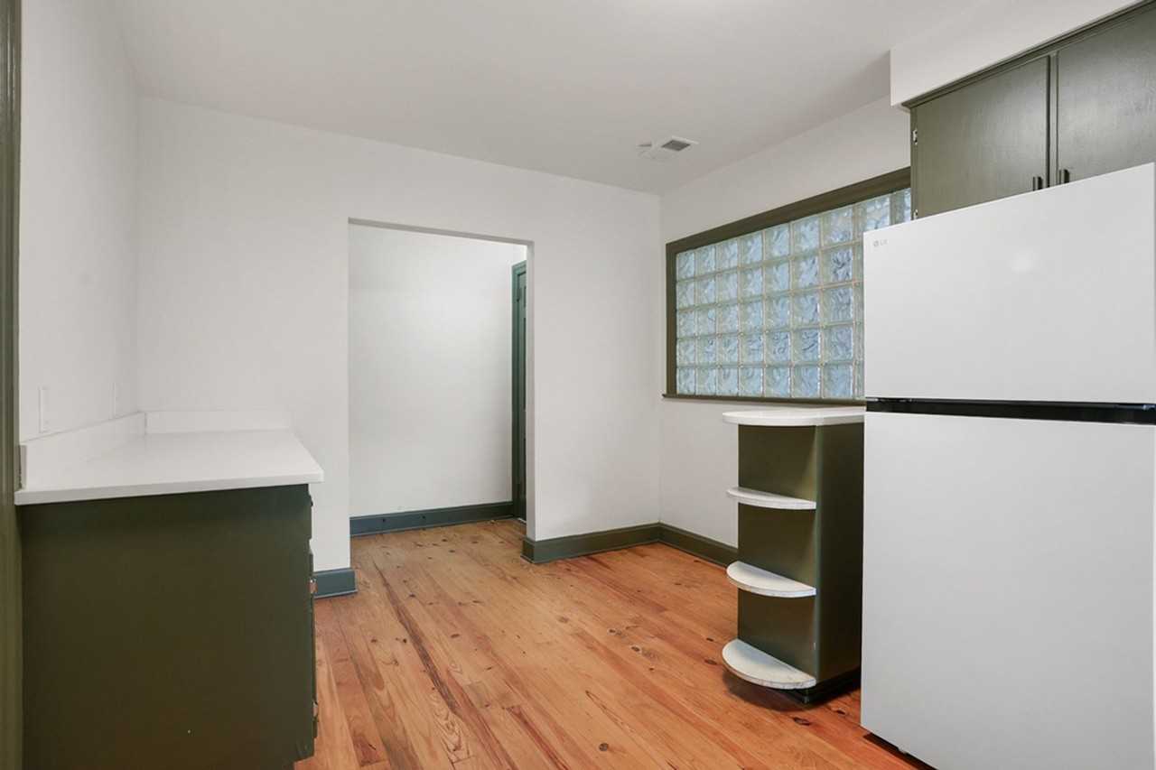 404 Gordonston Ave - Photo 3 of 29