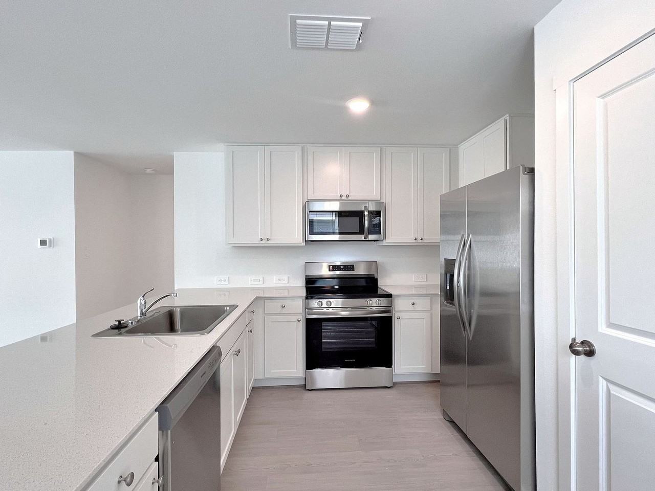 3443 3443 Rover Rd - Photo 5 of 22