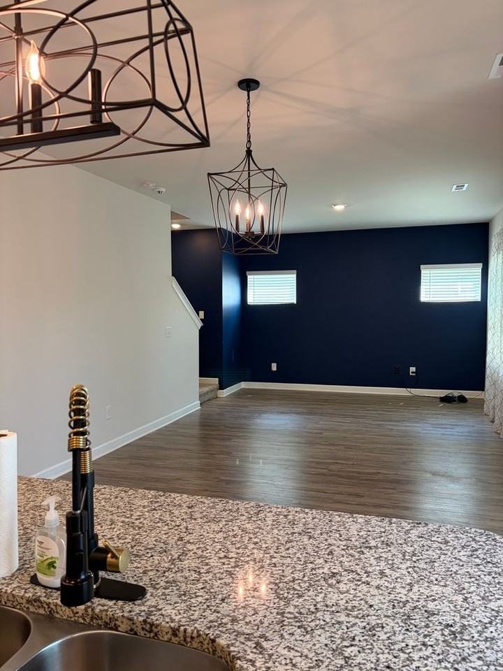 669 Grays Creek Rd - Photo 4 of 37