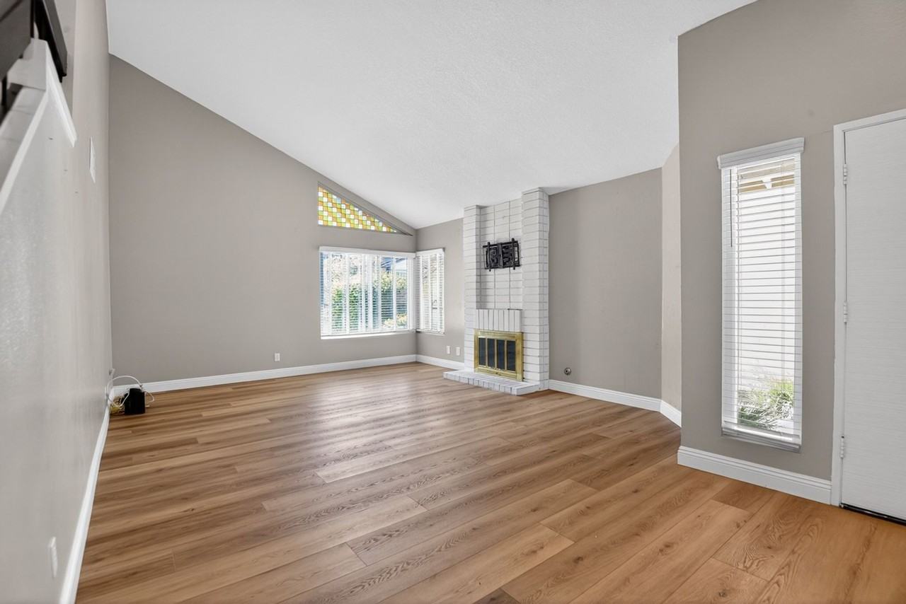 2173 Arbor Cir - Photo 3 of 50
