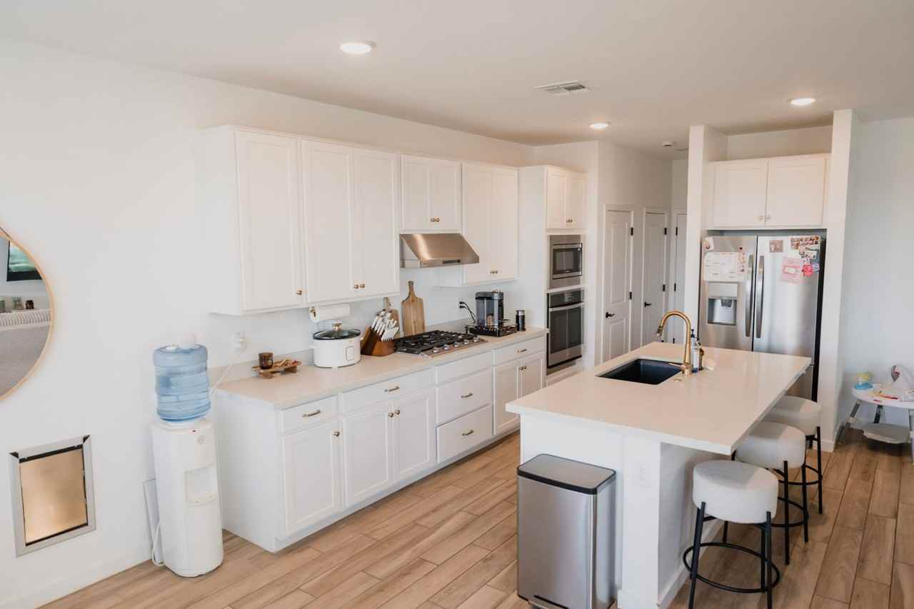9403 E Solina Ave - Photo 6 of 35