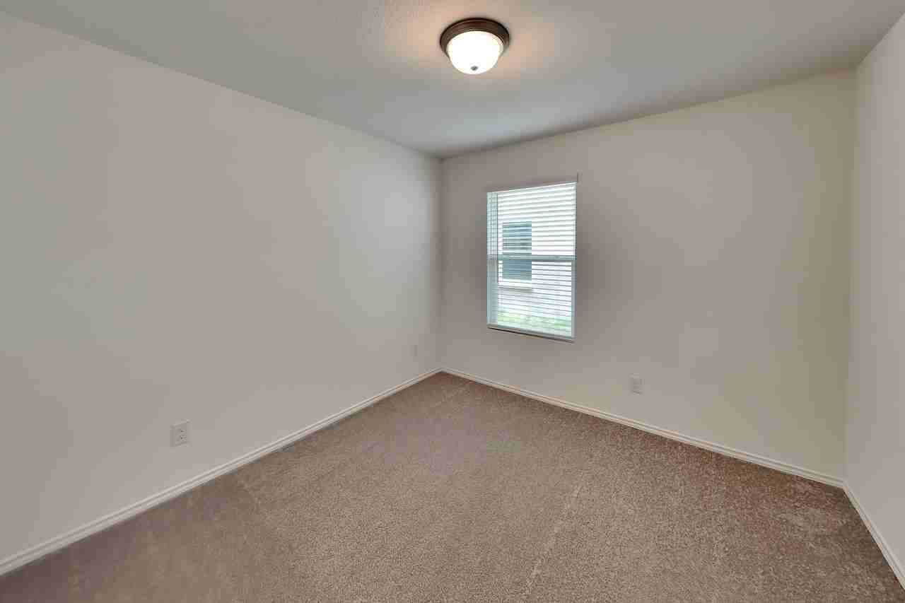 1017 Valerian Dr - Photo 7 of 17