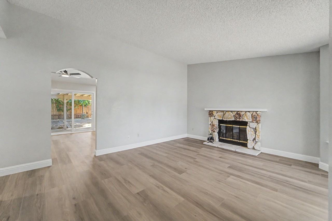 1000 Beechwood St - Photo 6 of 22