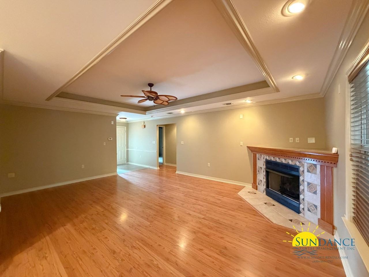 940 Scenic Oak Ln - Photo 3 of 27