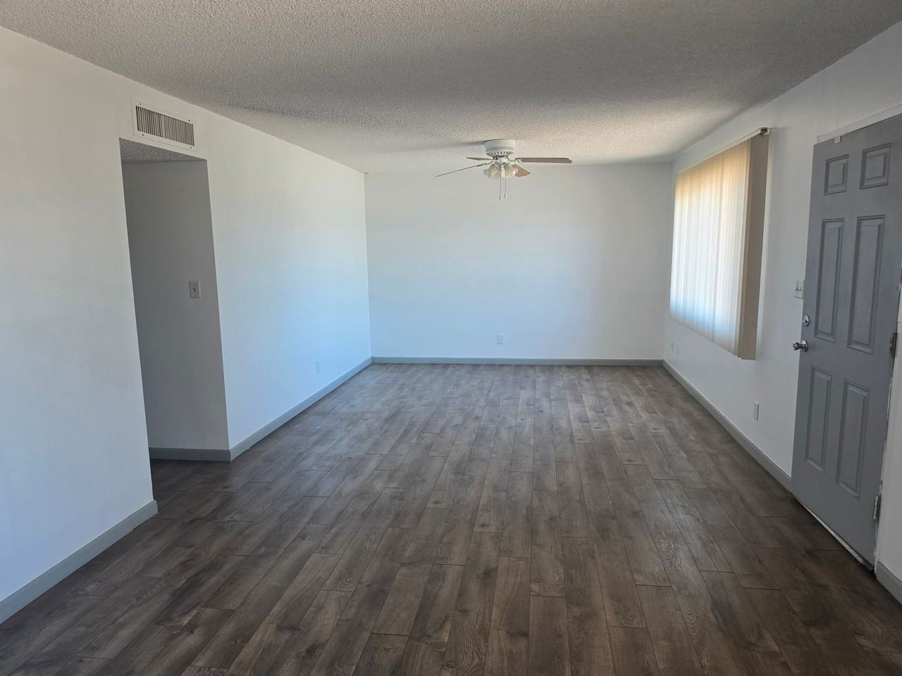 1160 Jasper Ave - Photo 2 of 14