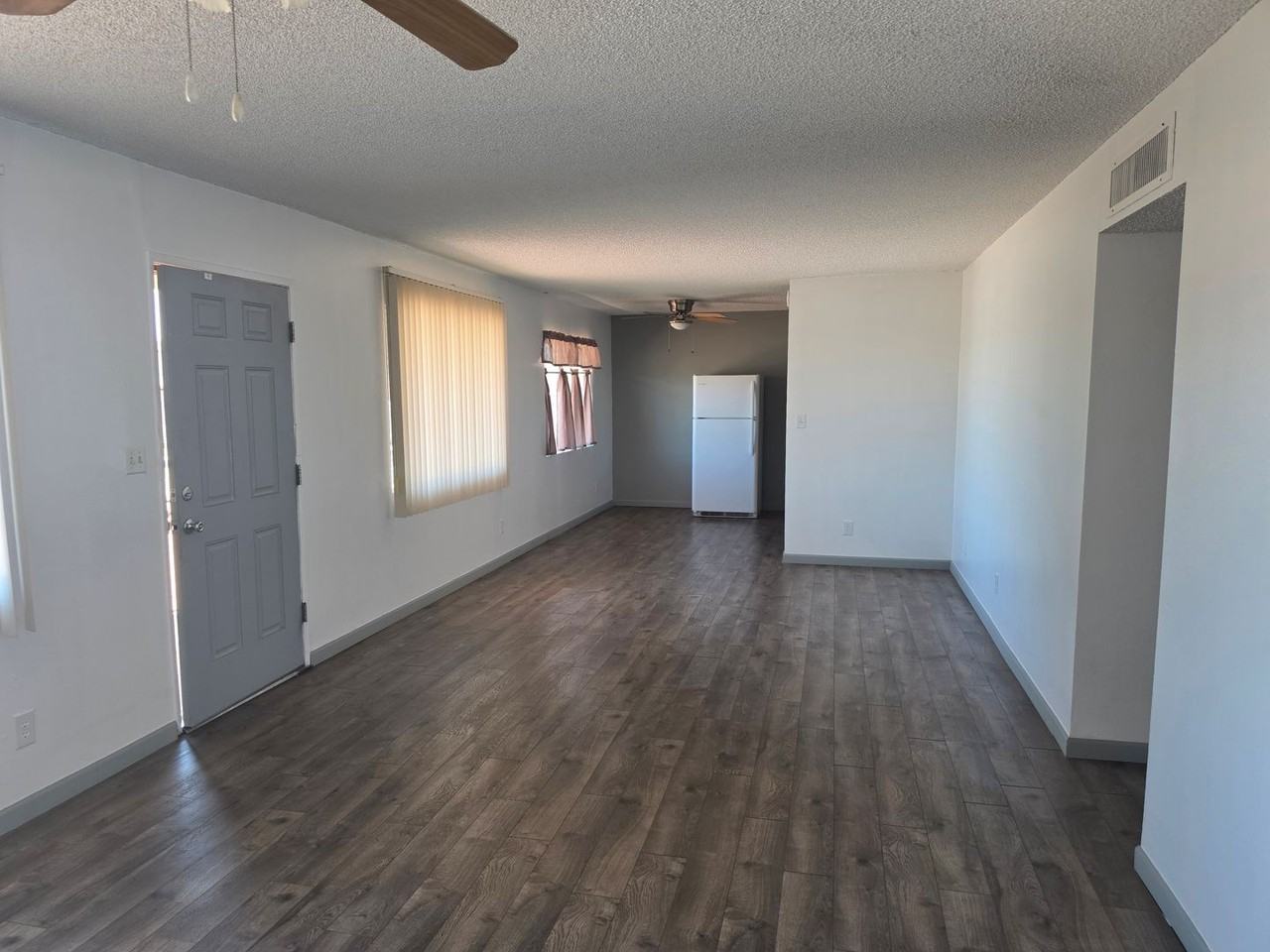 1160 Jasper Ave - Photo 3 of 14