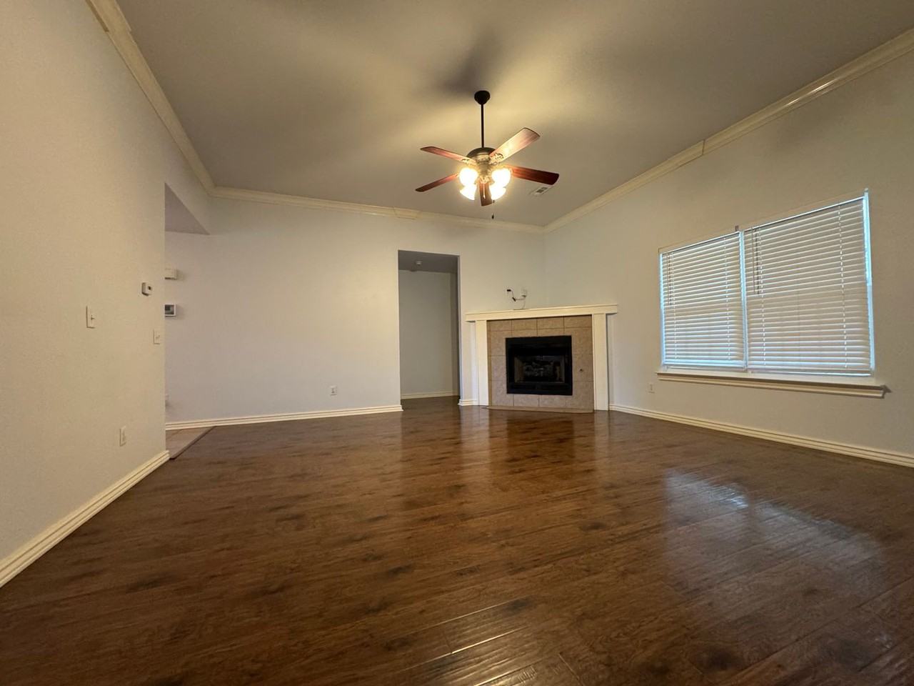 3905 W Amour Dr - Photo 2 of 23