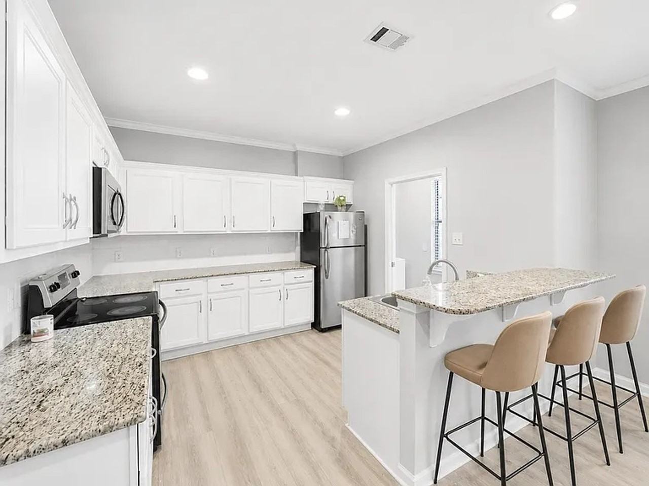 3323 General Pkwy - Photo 4 of 16