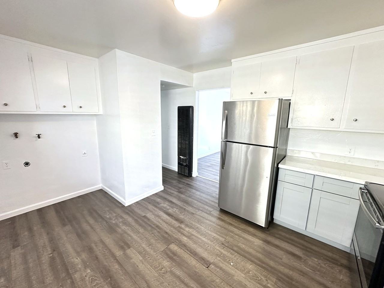 3408 68th Ave - Photo 3 of 27