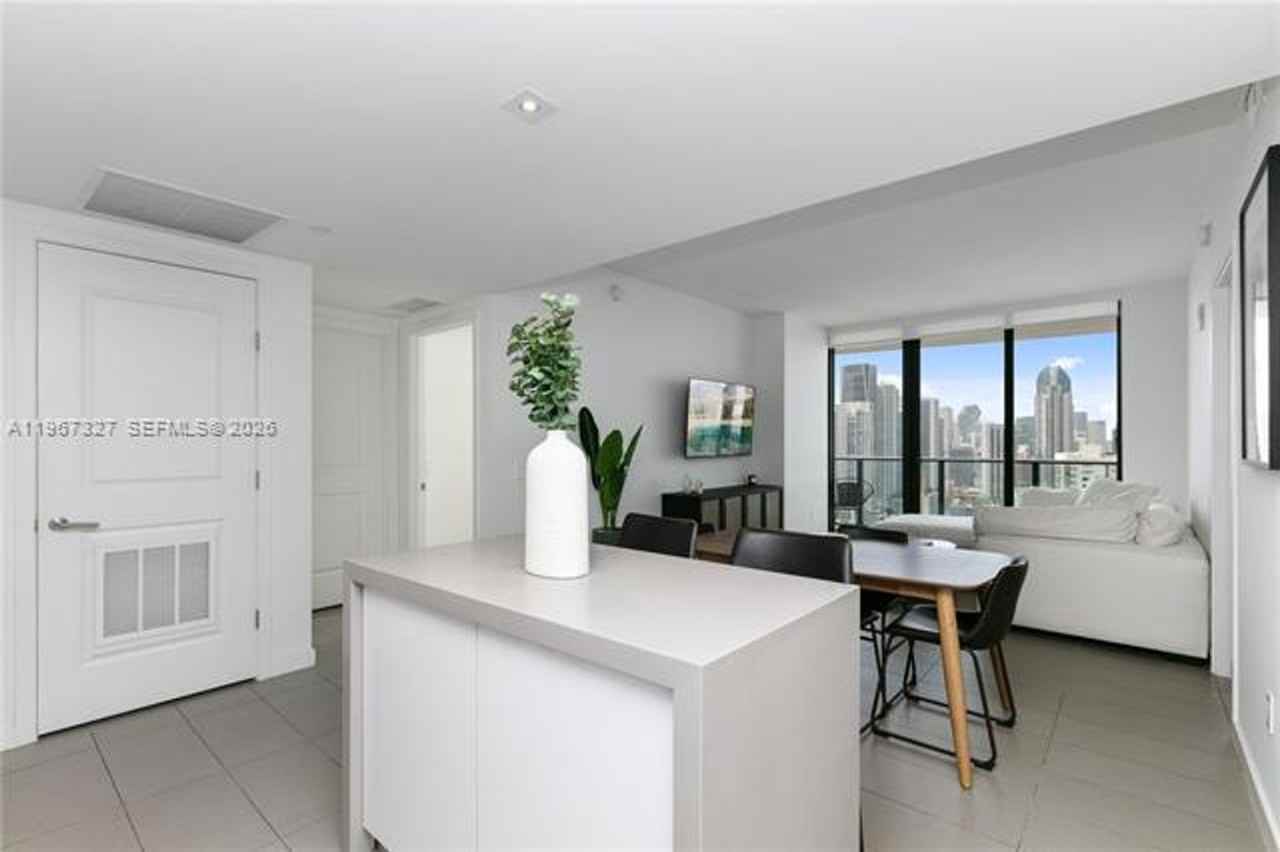 1600 Ne 1st Ave #3609 - Photo 6 of 46