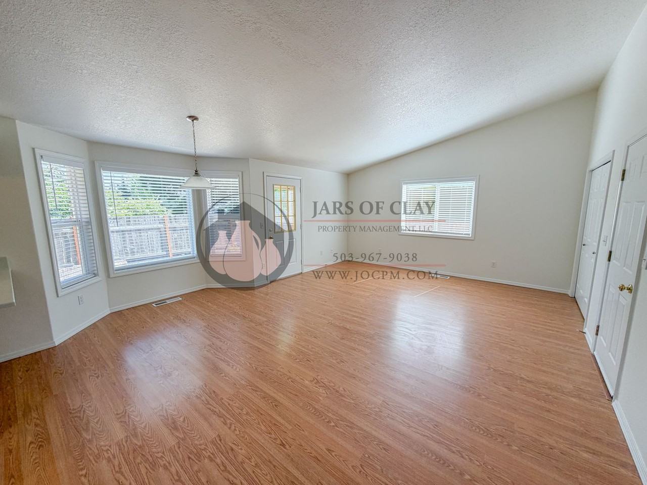 1981 Westport Ct Nw - Photo 7 of 16
