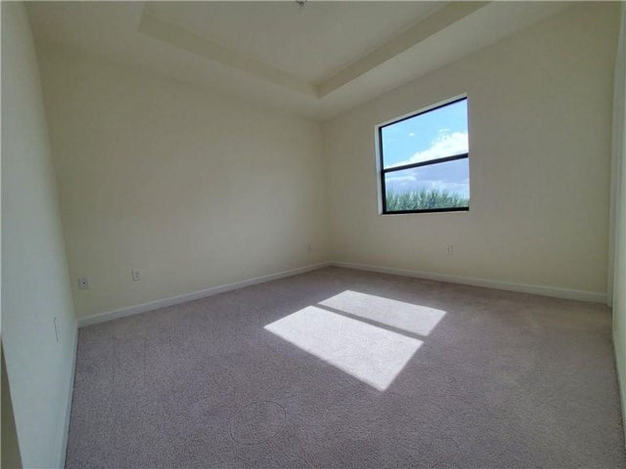 3216 W 114th Ter - Photo 5 of 12