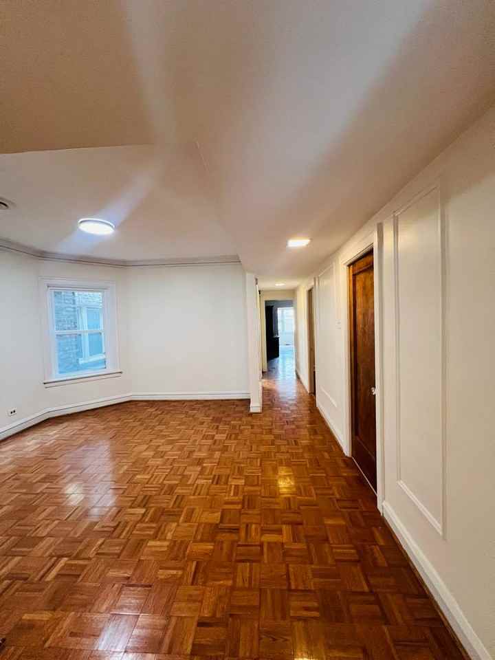6937 S Merrill Ave - Photo 5 of 33