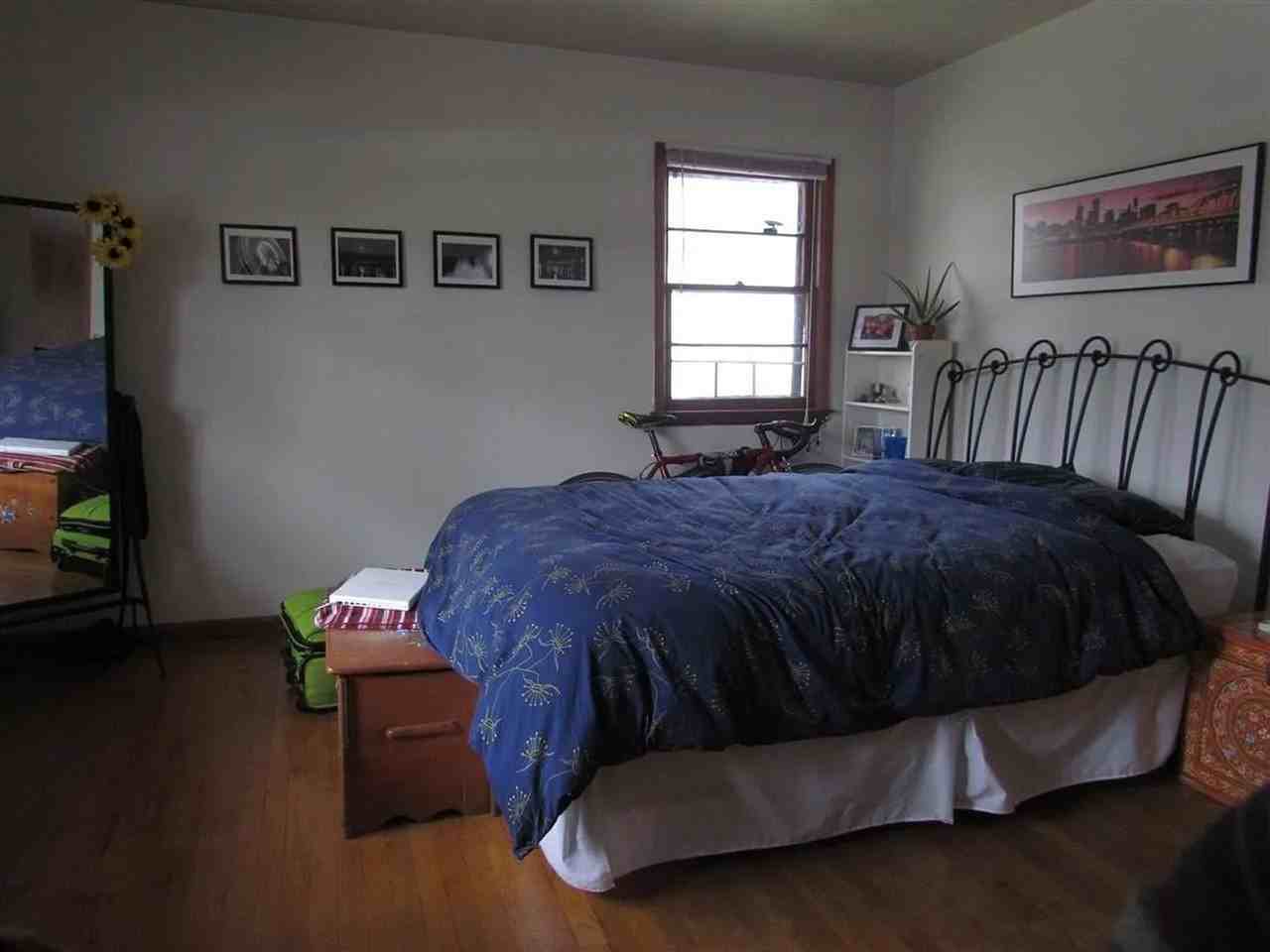 813 S Lincoln St - Photo 5 of 7