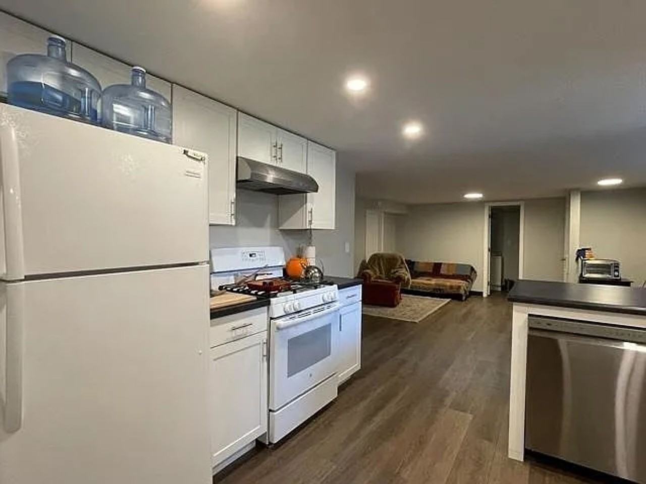 815 S Lincoln St - Photo 4 of 11