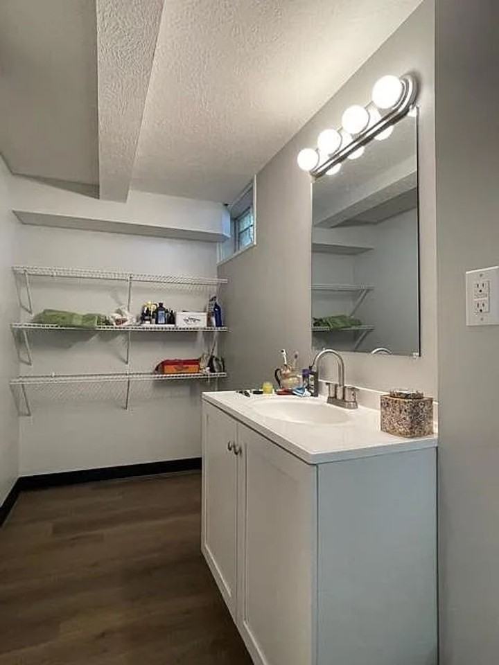 815 S Lincoln St - Photo 5 of 11